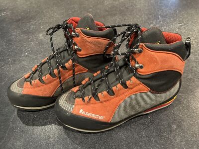 La sportiva boots sz44