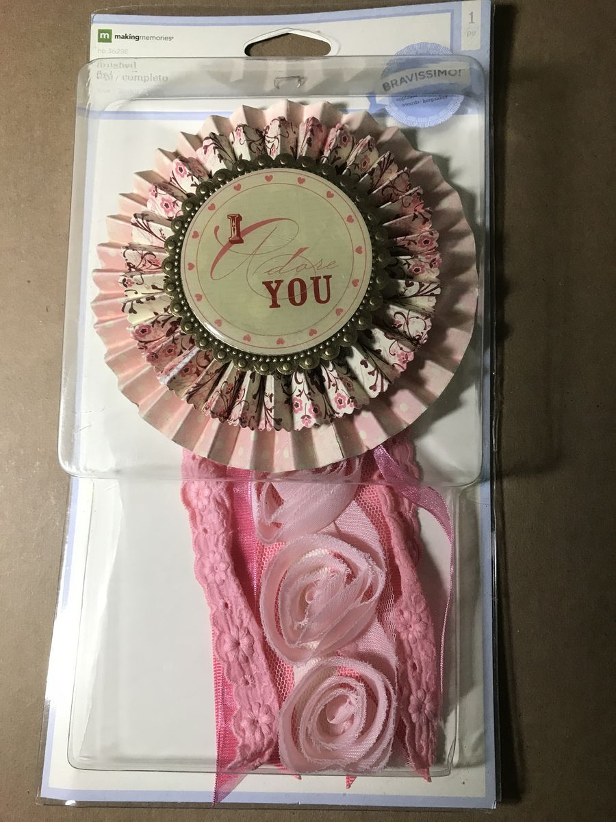 Making Memories finished “I Adore You” 1 Piece Bravissimo! Award and Recognition Tag 9” x 5” x 1”