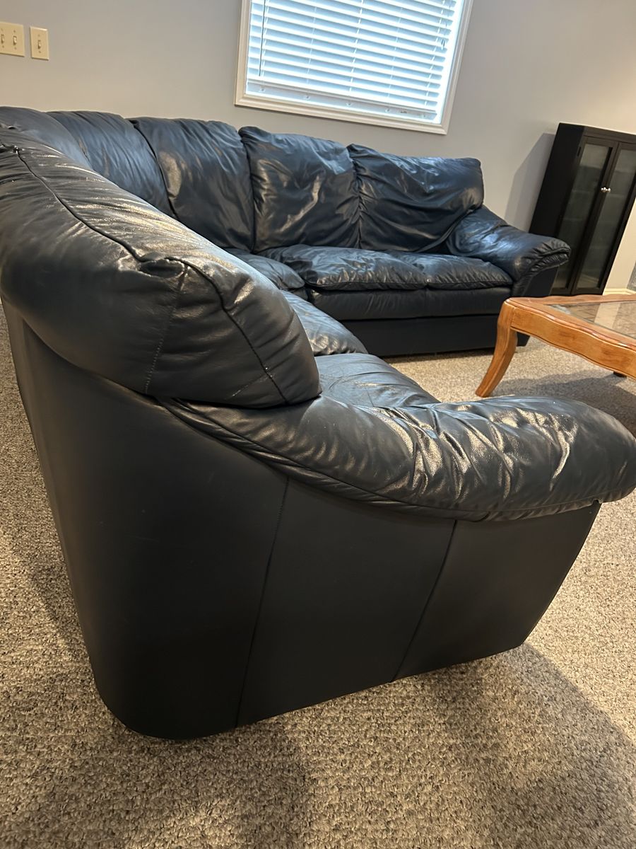 Couch for sale (sectional)