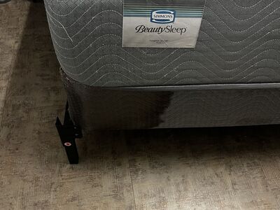 Beauty sleep, queen, mattress, boxspring, and railings