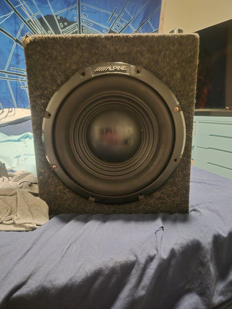 12inch alpine sub box and amp