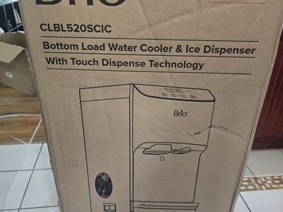 Brio digital display water dispenser and ice maker