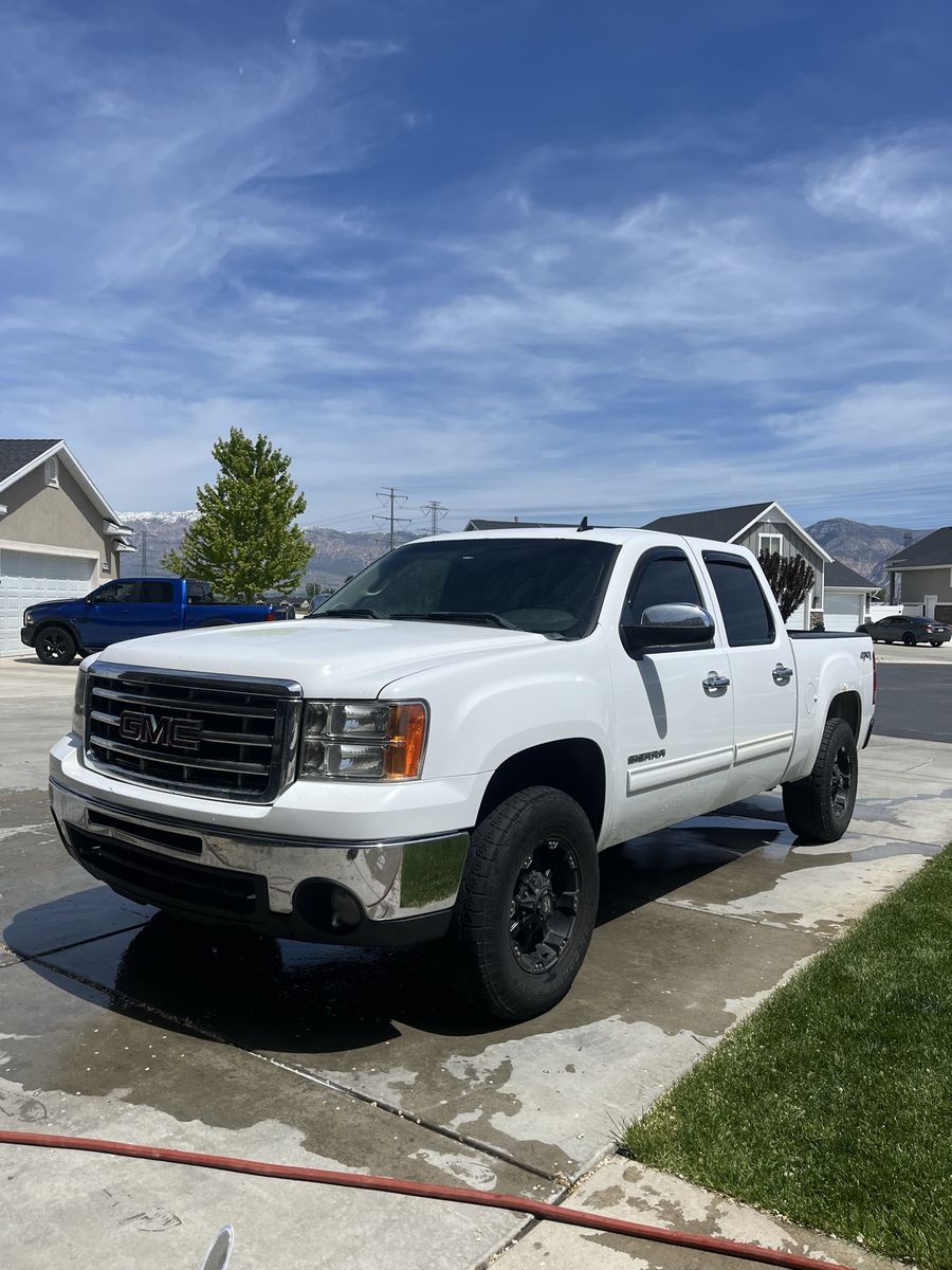 2011 GMC 1500 SLE