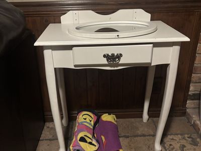 White Vanity Table with Mirror and Drawer