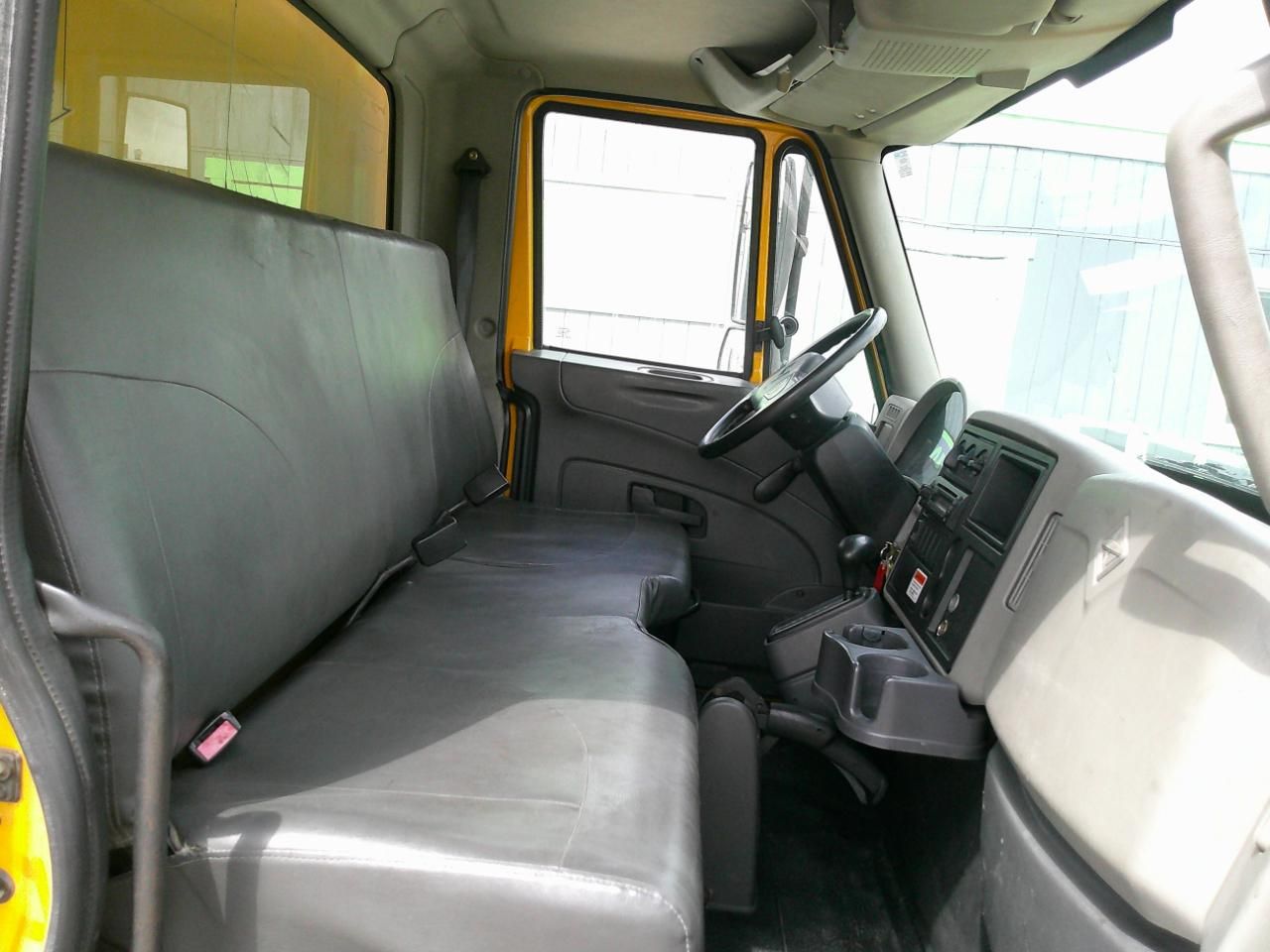 Main image 8