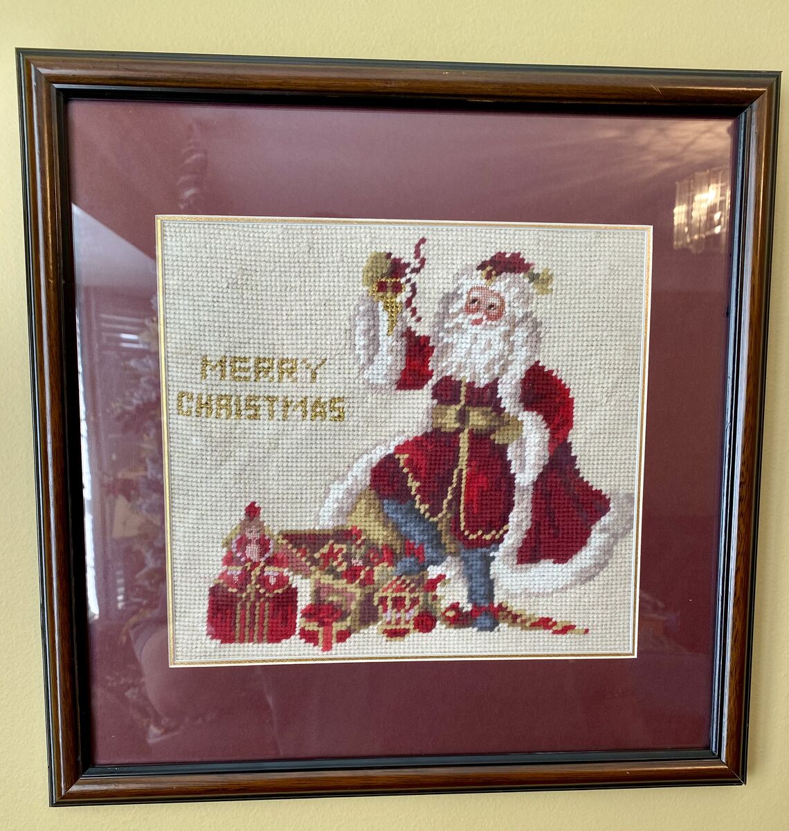 NEW - Gorgeous NEEDLEPOINT LARGE Framed And Matted Vintage Santa - New In The Box - C PIX