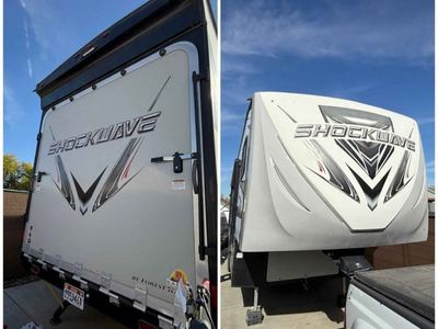 2020 Forest River Shockwave
32FWGDX Toy Hauler