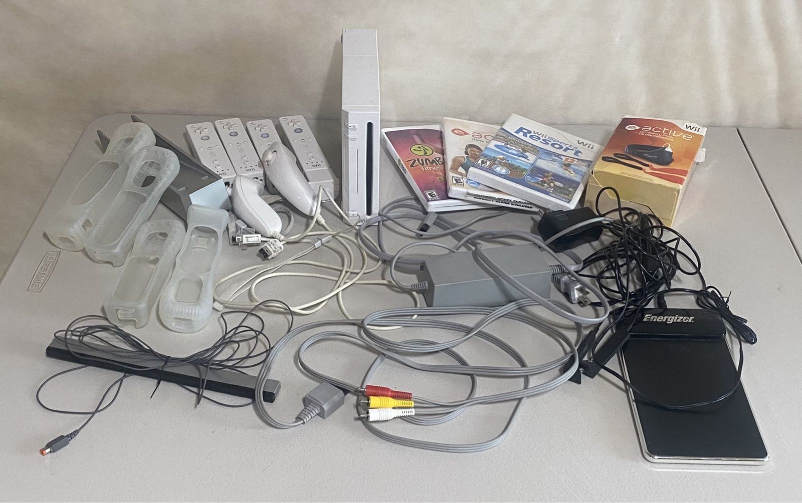 Nintendo Wii sports bundle plus accessories