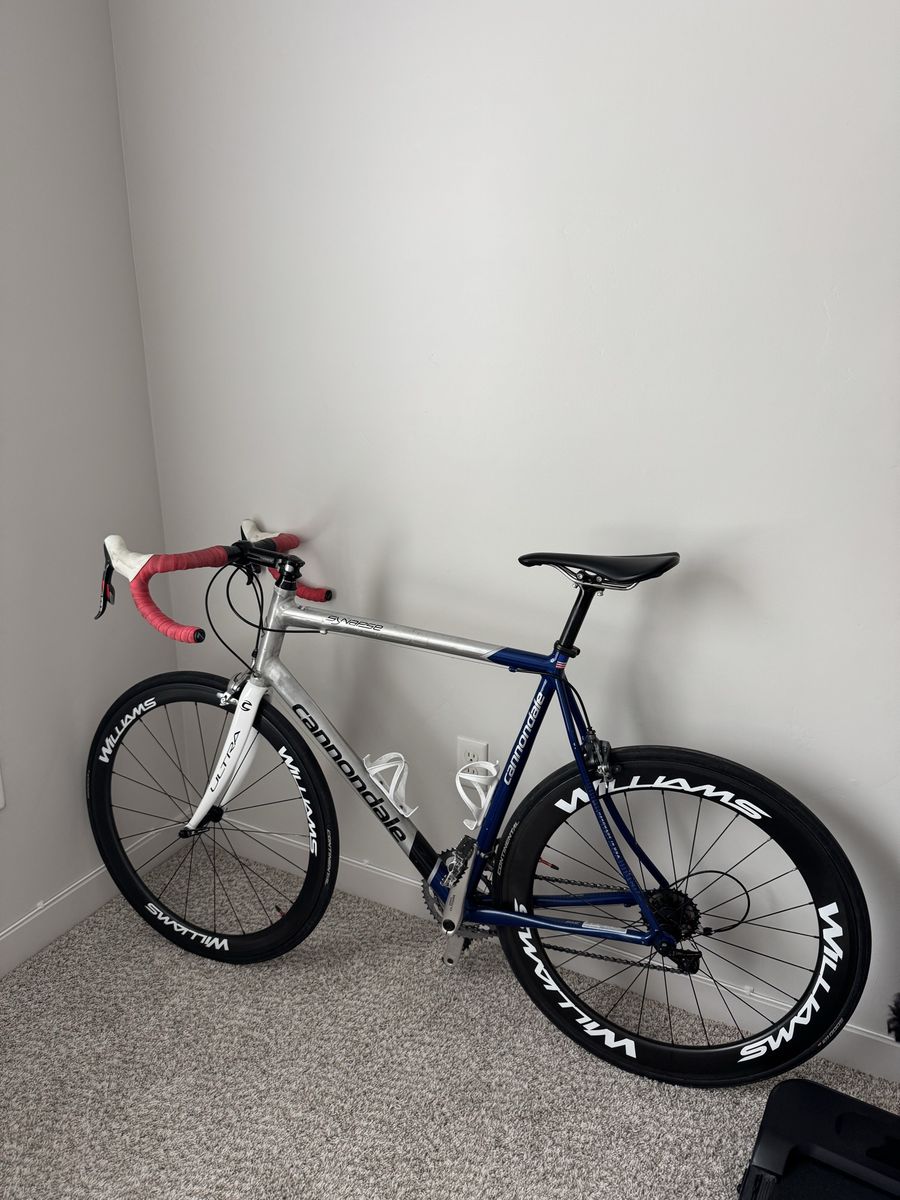 Main image 11