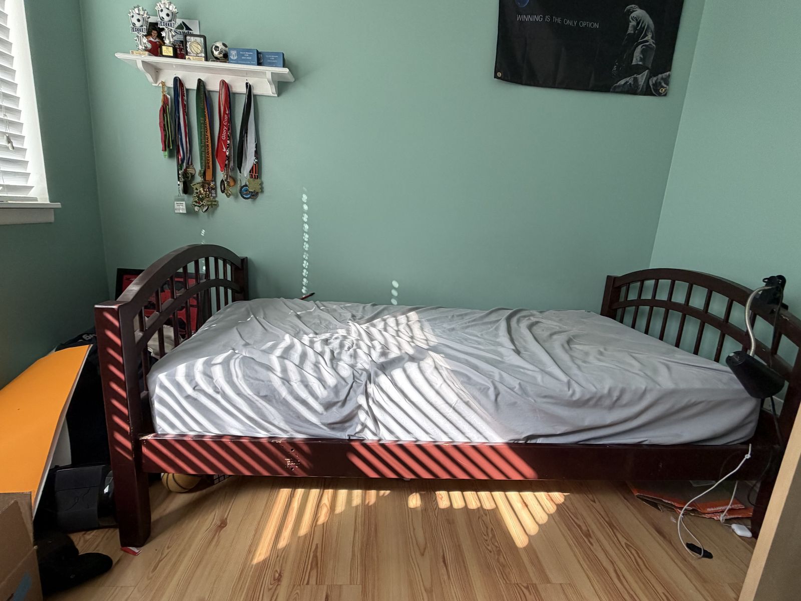 Twin Beds / Bunk Bed