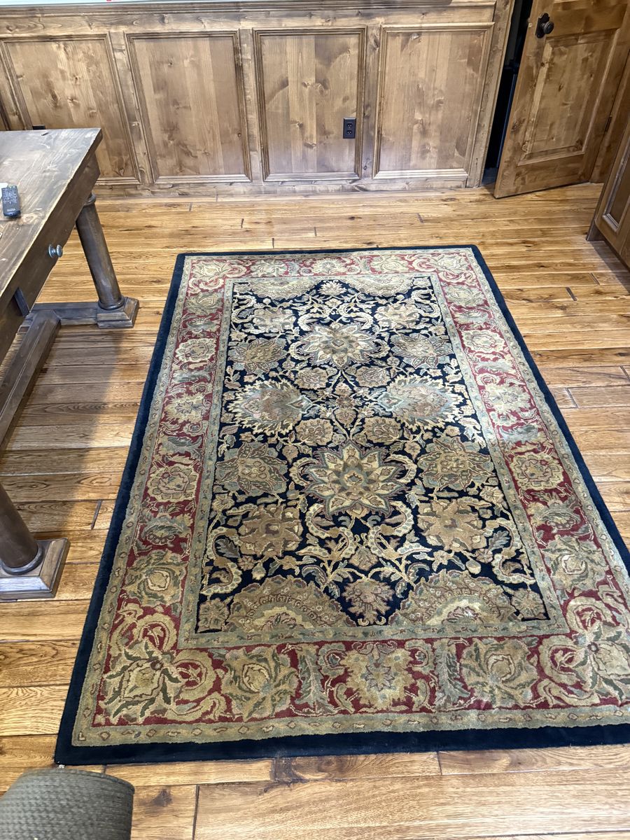 Area rug