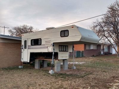 1995 Fleetwood Elkhorn truck bed camper