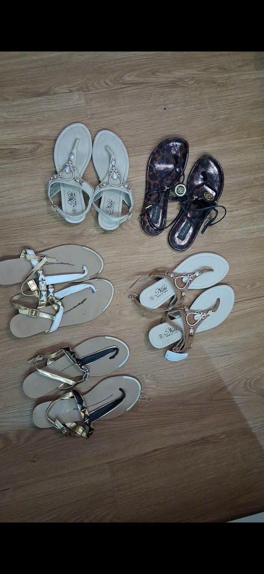 Lot of 5 Women's Sandals Assorted Styles and Colors Size 9