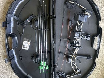 PSE Velocity Compound Bow with Case and Tru Ball release