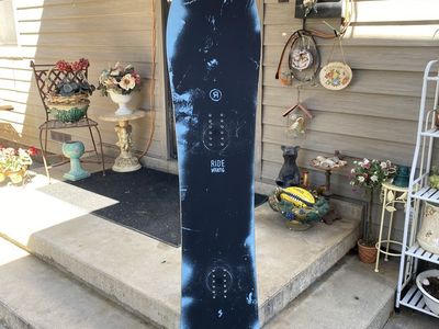 Mens snowboard