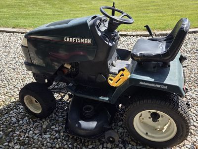 46" cut Craftsman Riding Mower