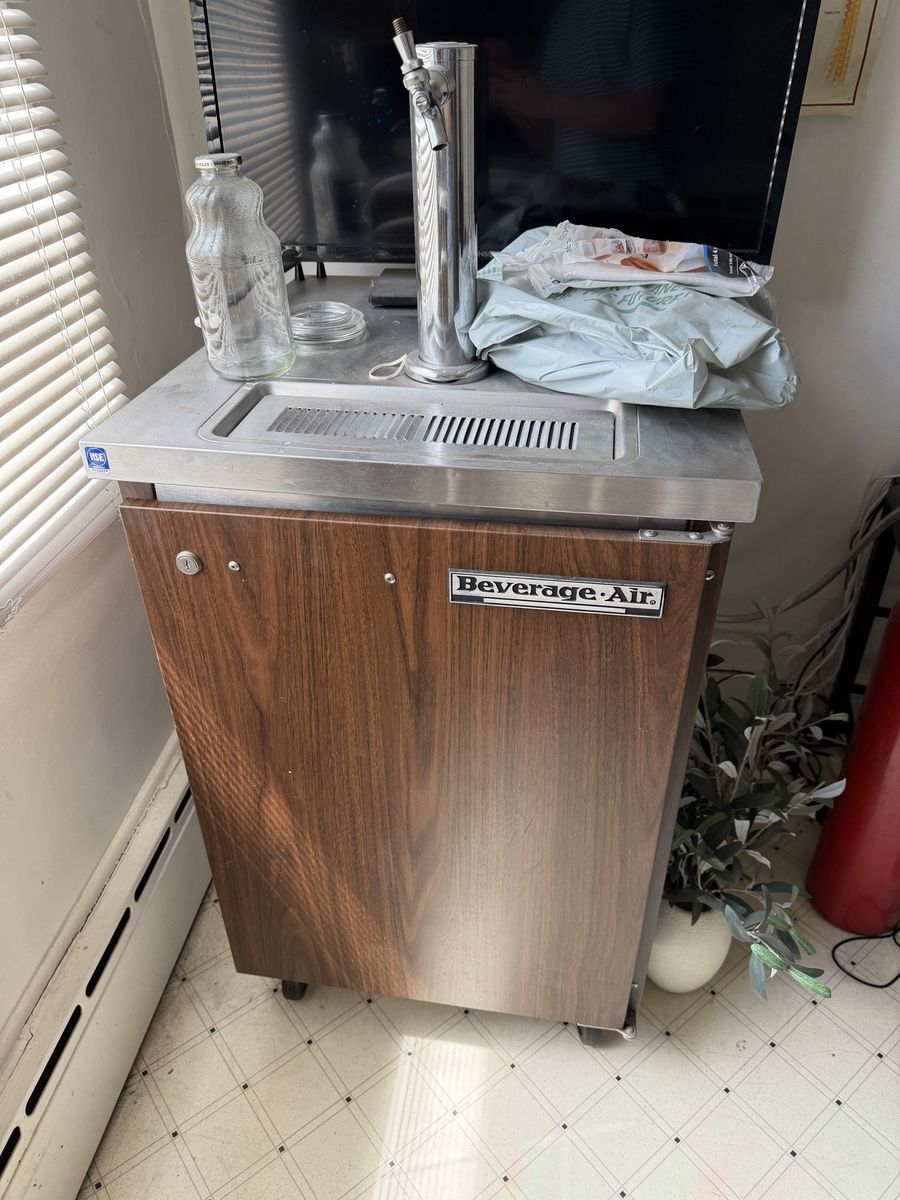 Kegerator 90s