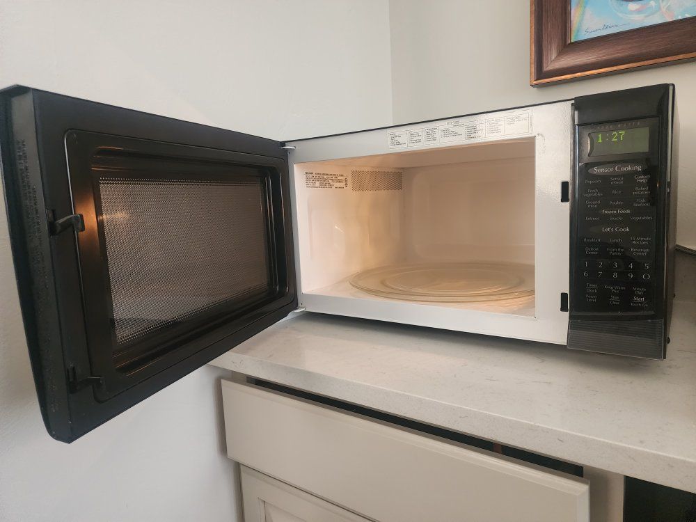 Main image 10