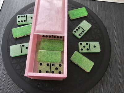 Dominoes