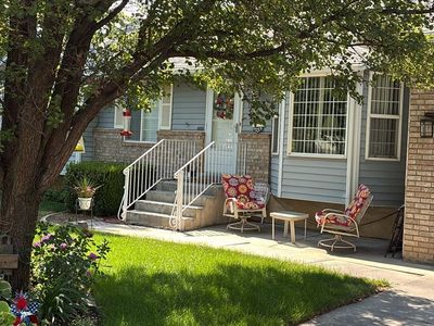 Spacious 2 Bed 1 Bath basement apartment