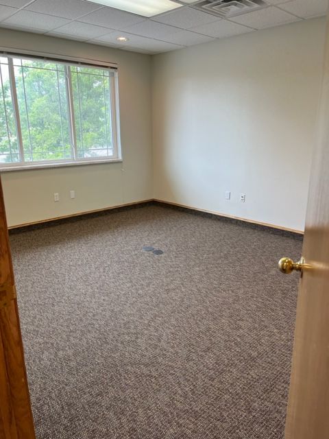 Main image 7