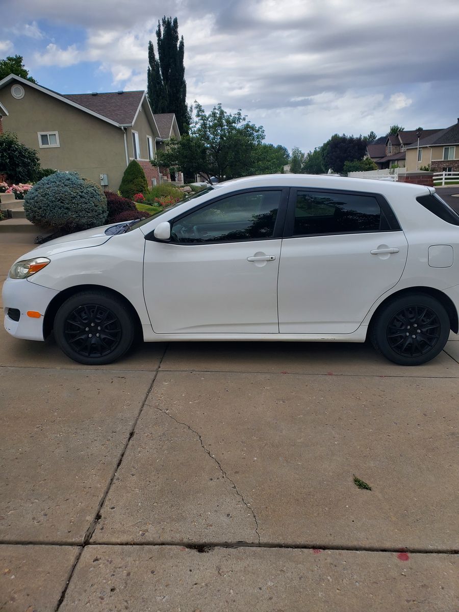2010 Toyota Matrix Base