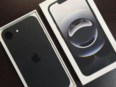 Apple iPhone 16 e 256GB with Original Box