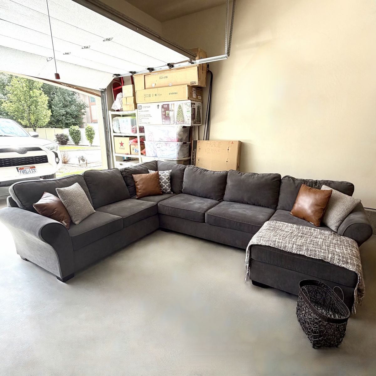Ashley SectIonal Couch Sofa Gray w/ Chaise Lounge