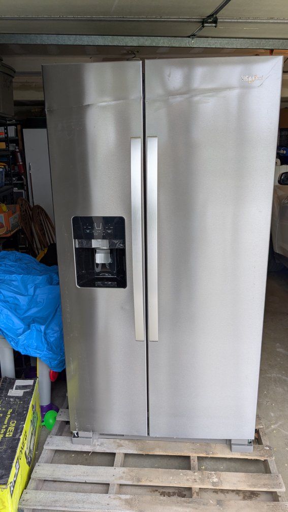 Refrigerator