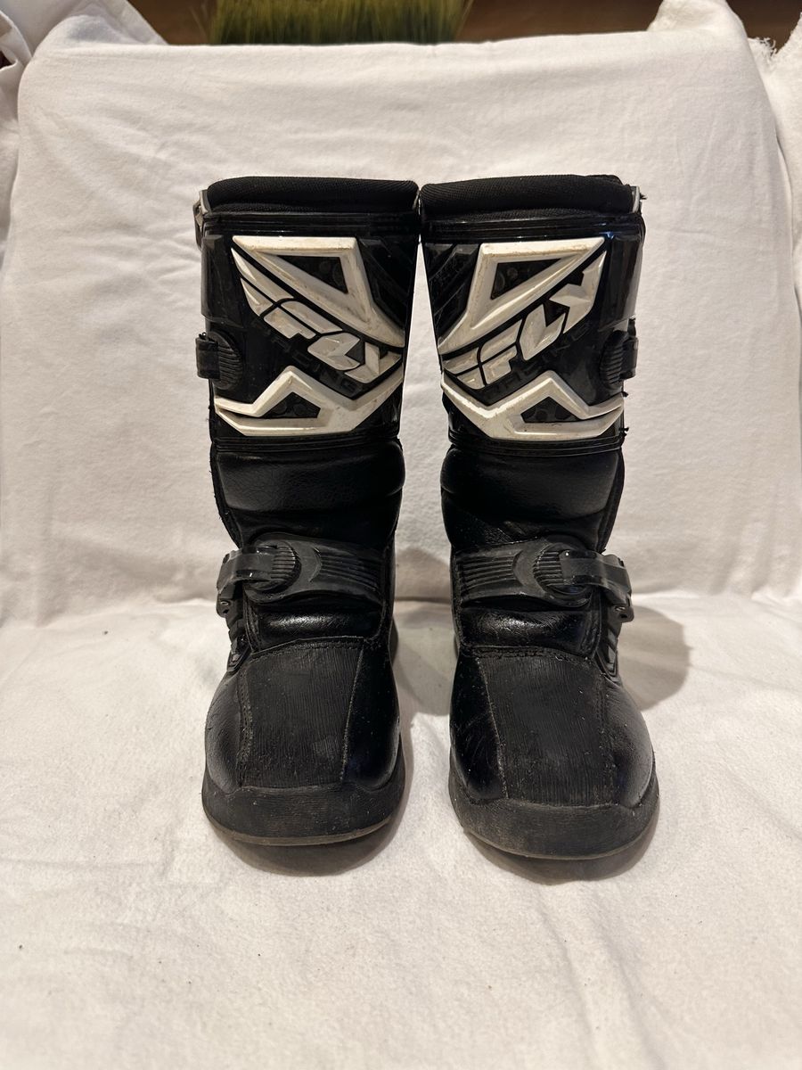 Fly racing youth size 1 black motorcycle boots