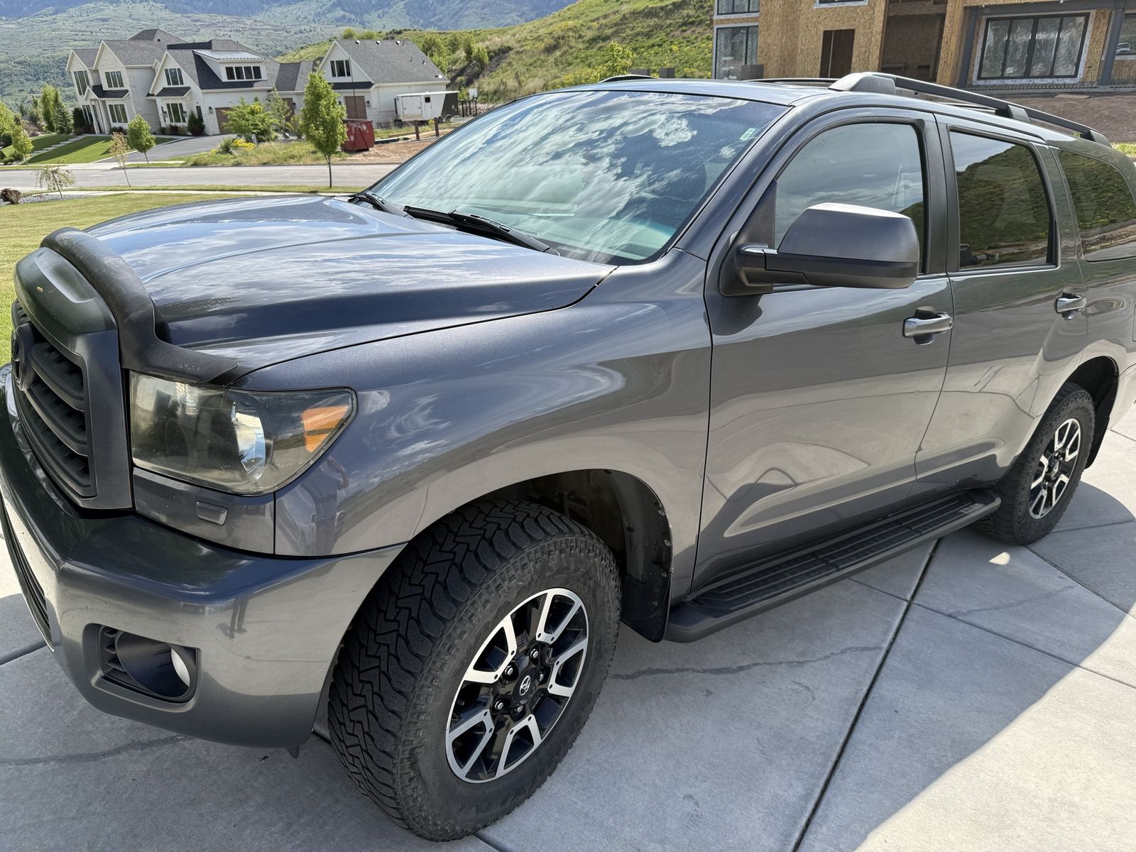 2011 Toyota Sequoia SR5