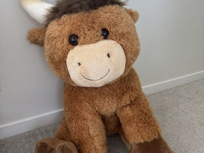 Giant stuffed cow