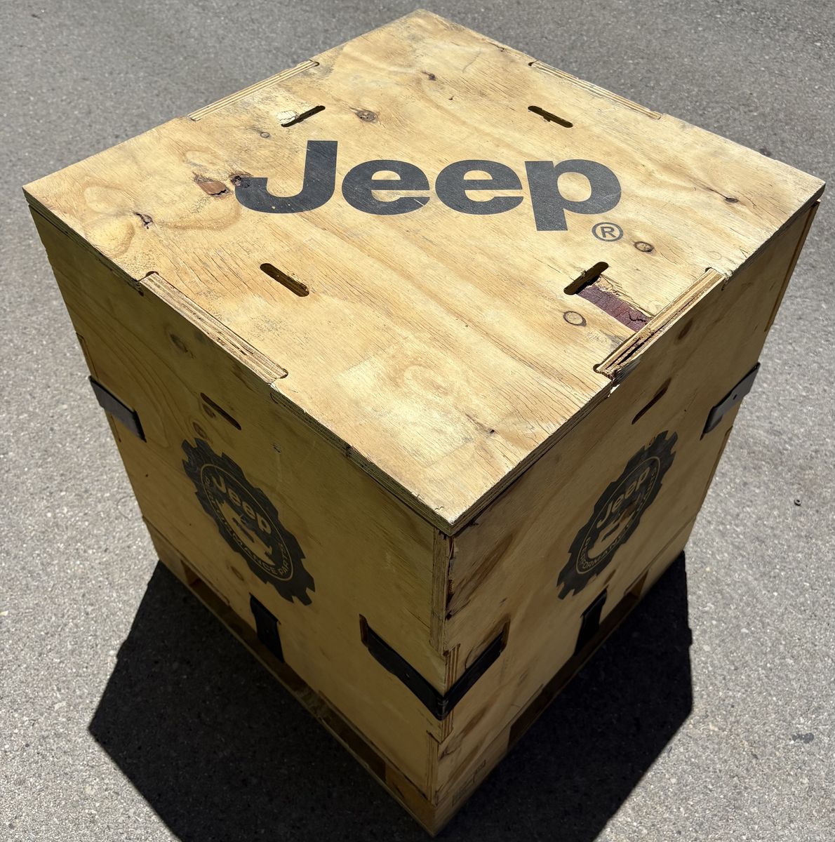 Jeep Performance Parts Wooden Shipping Crate