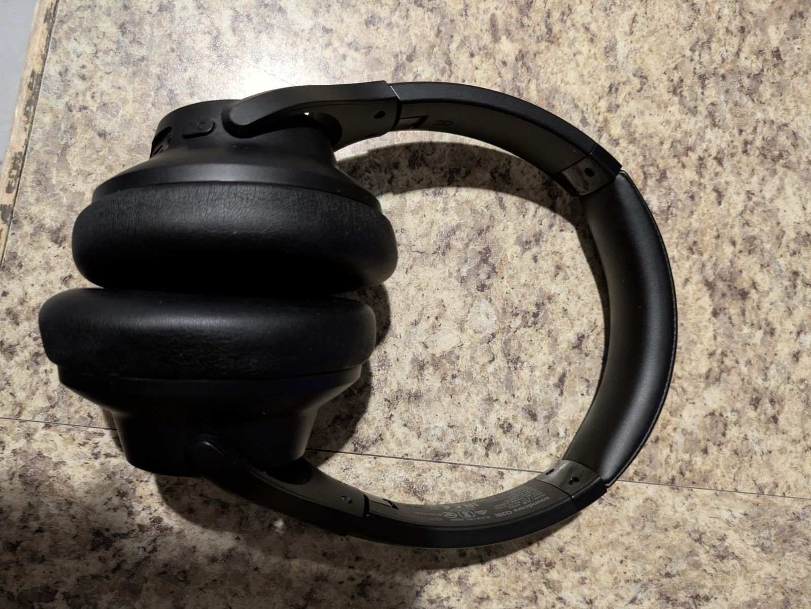 These are SOUND CORE, noise cancelling headphones