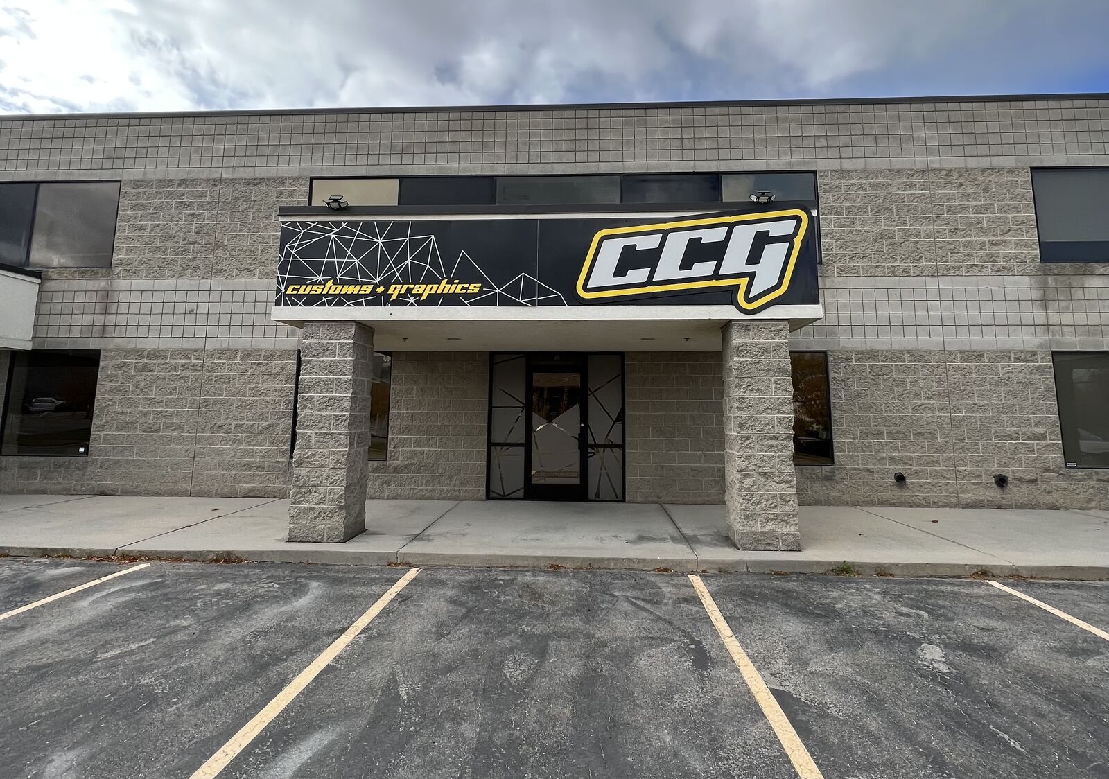 Bluffdale Warehouse & Office Space for Rent – 5,450 total sqft