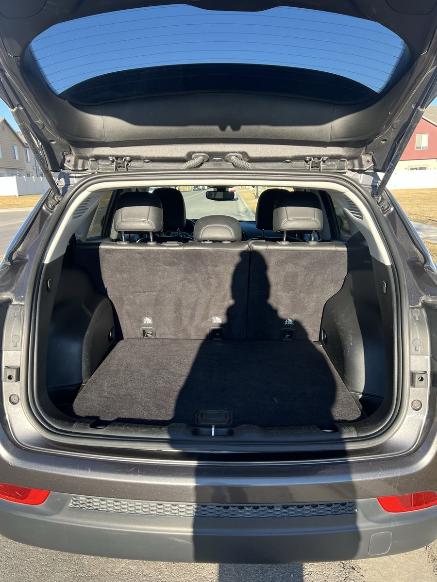 Main image 8