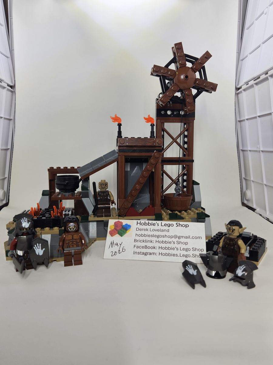 Lego Lord of the Rings: The Orc Forge (9476)