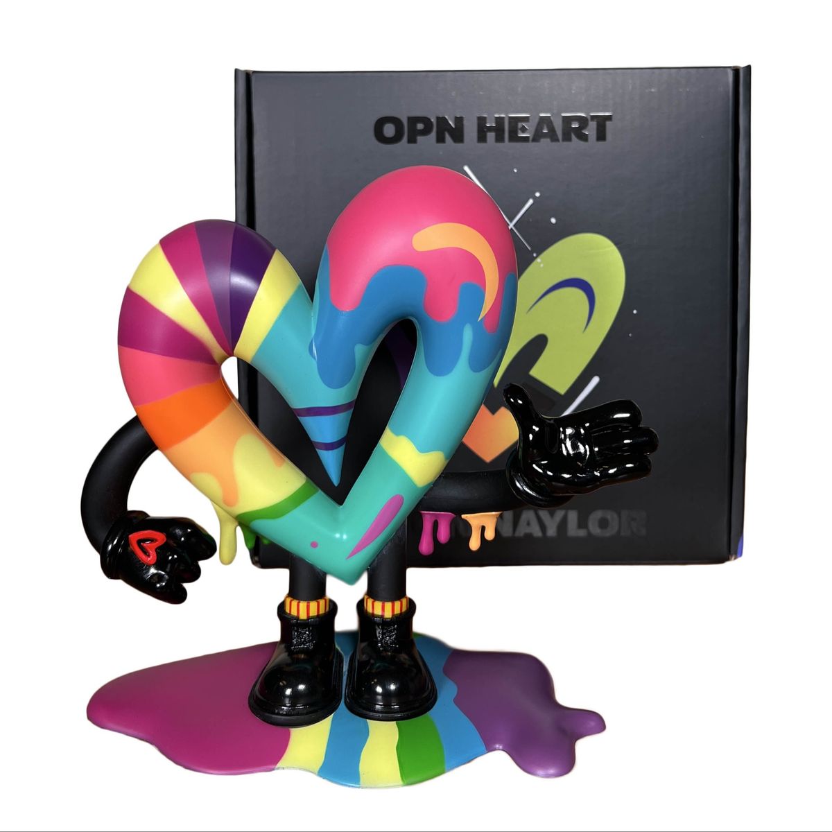 3D Petro “Open Hearts” by Jason Naylor - 3D collectible  statue
