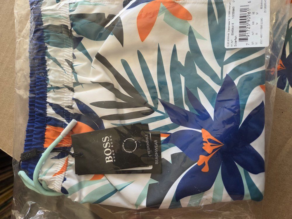 New BOSS Hugo Boss Men's SolarfishPrint Beachwear Swim Trunks, Size G(Medium)