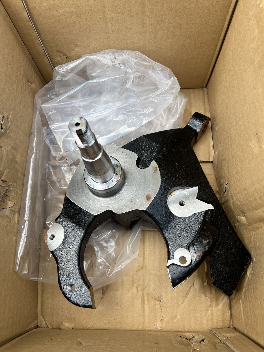 PRICE DROP RARE Find! Chevy S10 Spindles - You WON’T Believe the Condition!  PLEASE READ DESCRIPTION