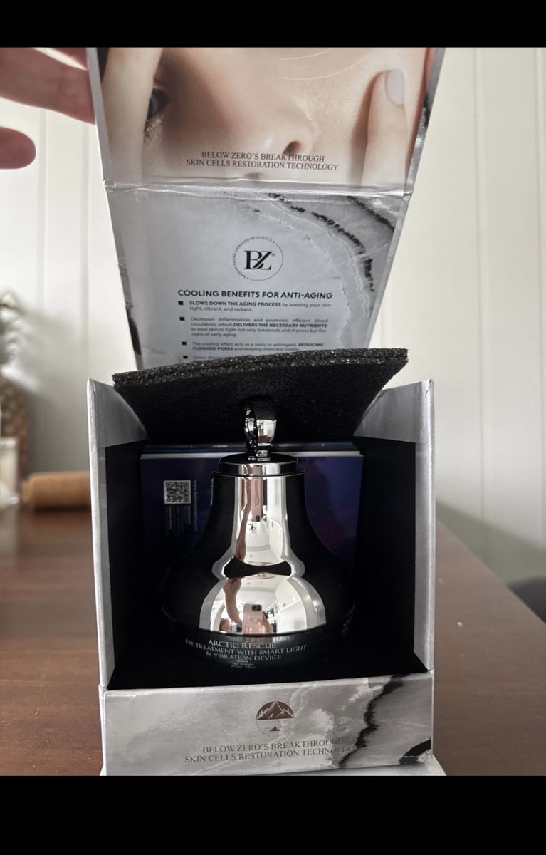 Arctic Rescue Eye Treatment With Smart Light