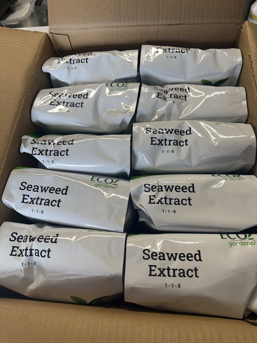 Eco gardener brand Seaweed Extract fertilizer Ten 2.2 lb bags