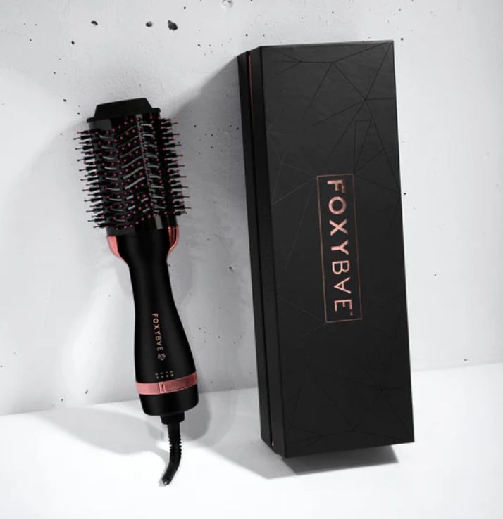 NIB Foxy Bar Blowout brush