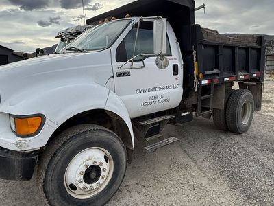 Bobtail Dump Truck F 750 2001