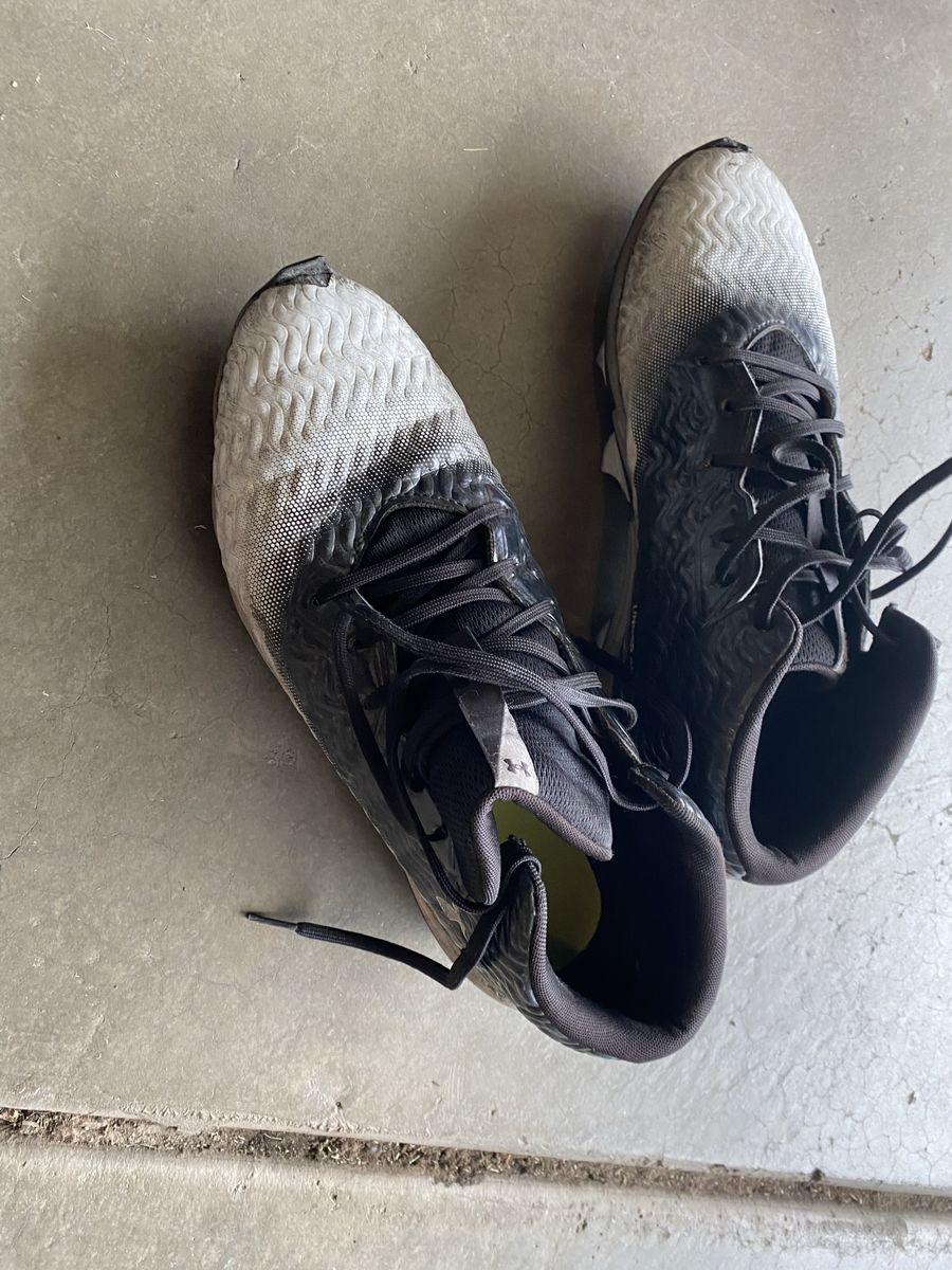 Underarmour Football cleats