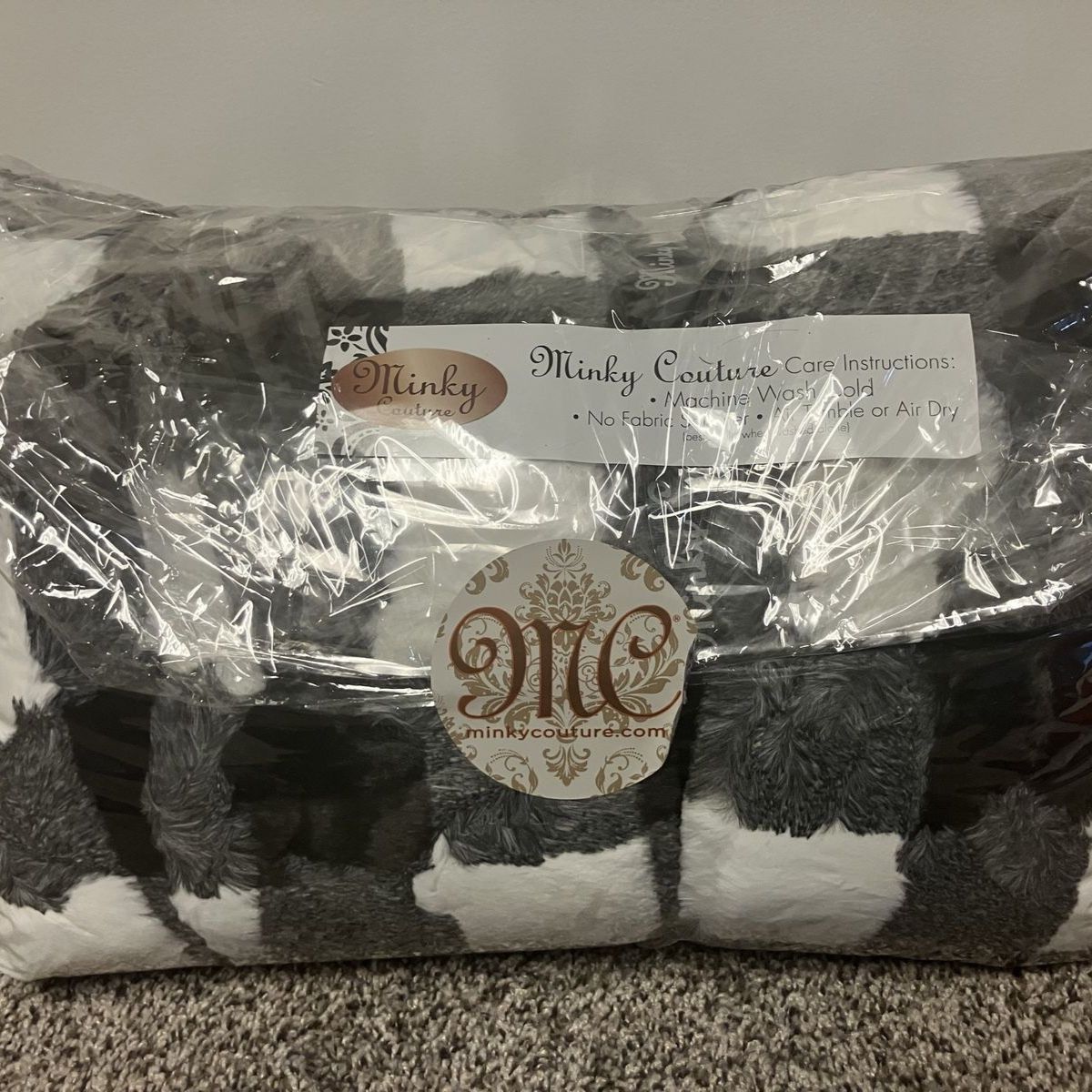 Minky Couture Blankets *2 New*
