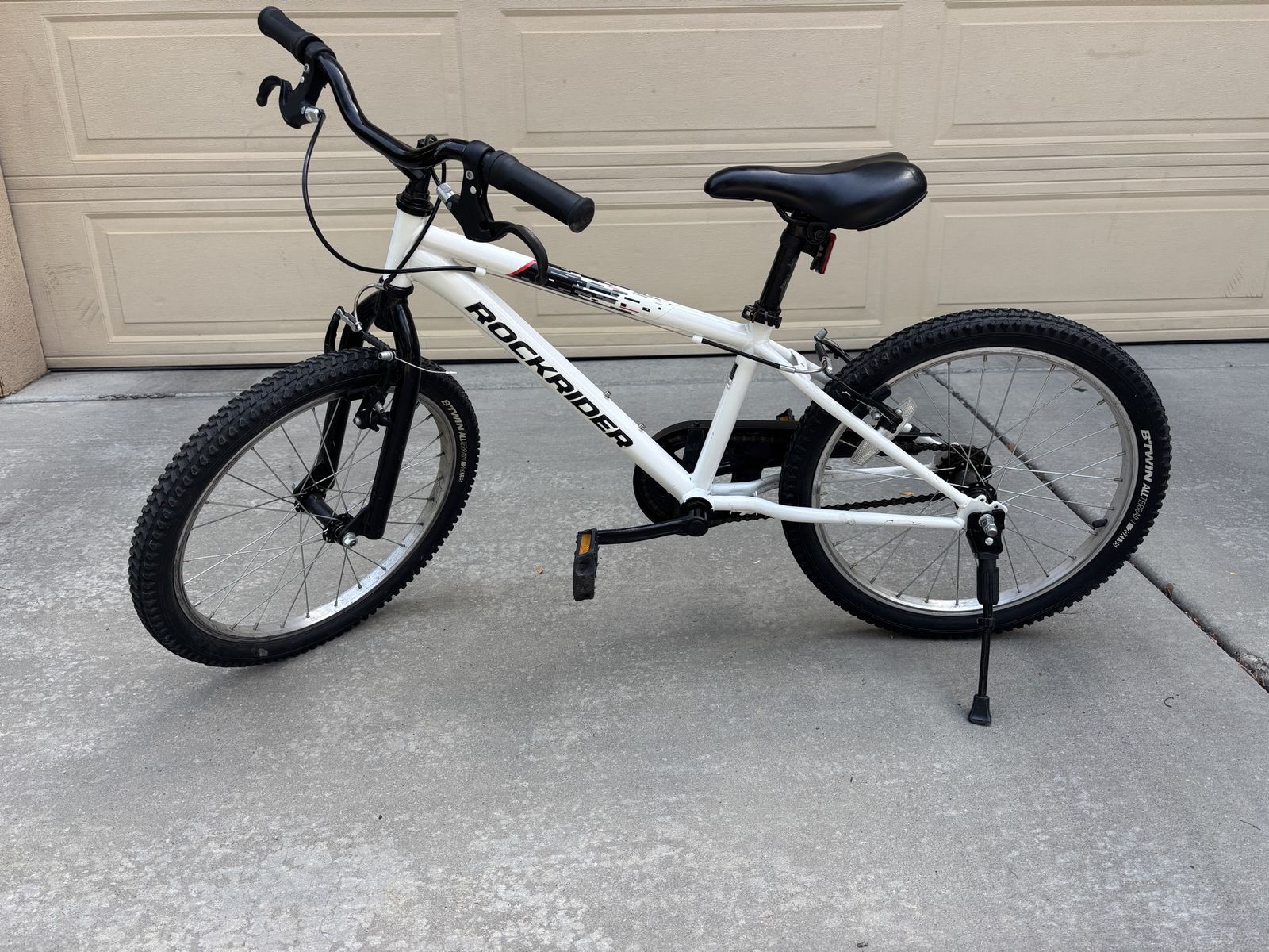 Kids Mountain Bike, 20”, Decathlon Rockrider ST100, fits Kids 3'11" to 4'5"