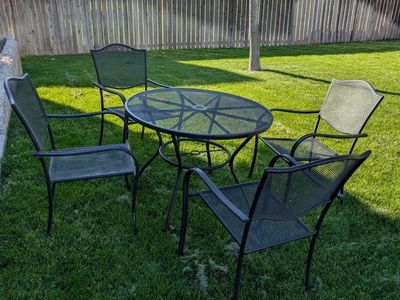 metal patio table and chairs