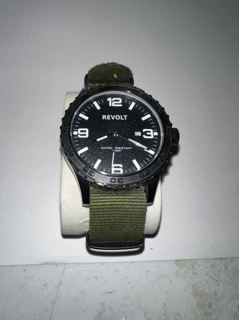 Revolt Custom Watch- Mechanical: Black/Green