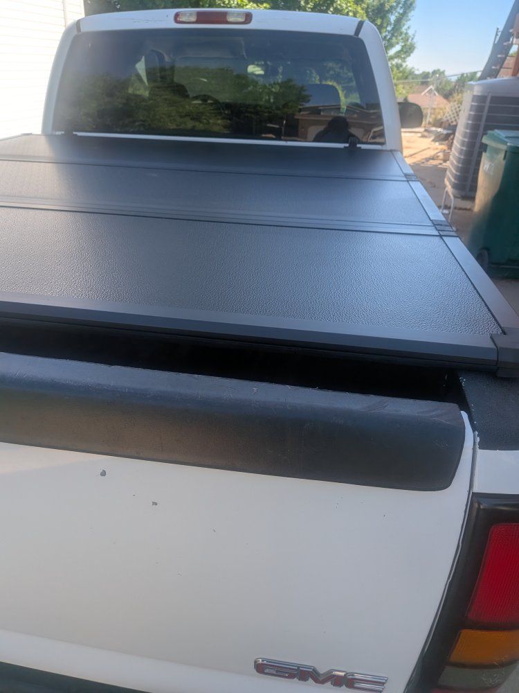 weize tri-fold hard tonneau cover